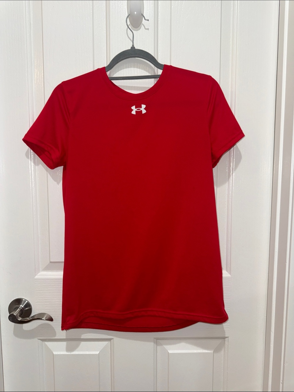 Under Armour Red Athletic Short Sleeve Performance T-Shirt - Women’s Size Small